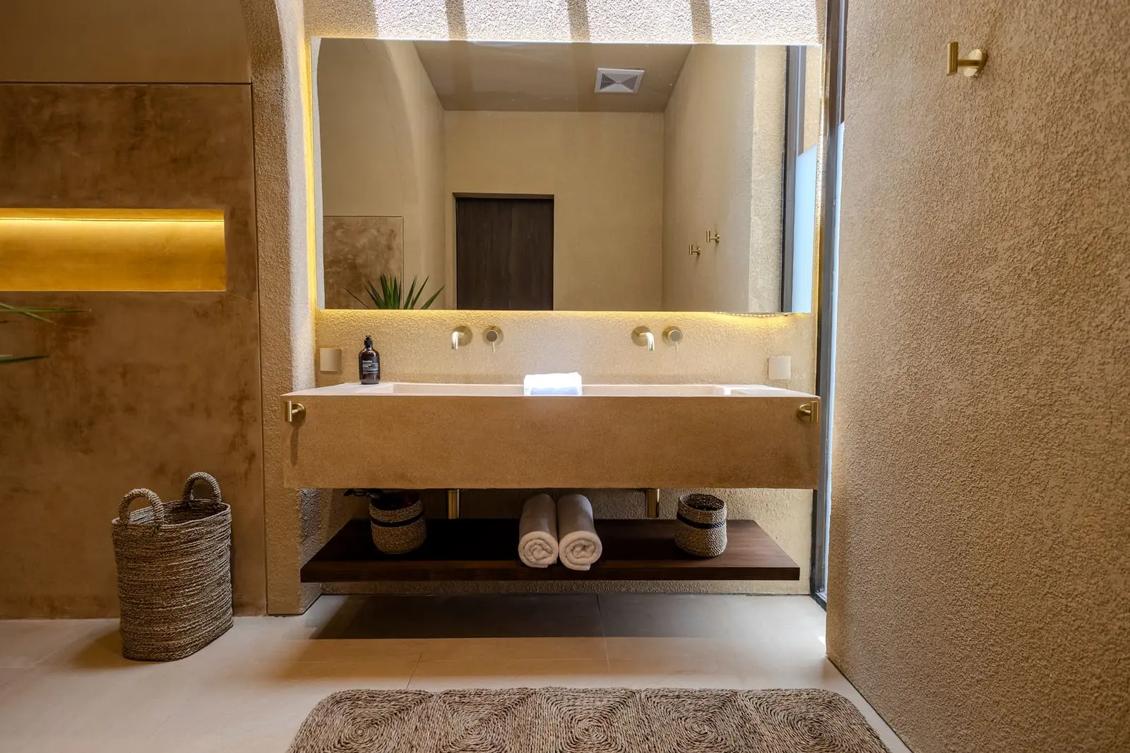 Living space with earthy tones